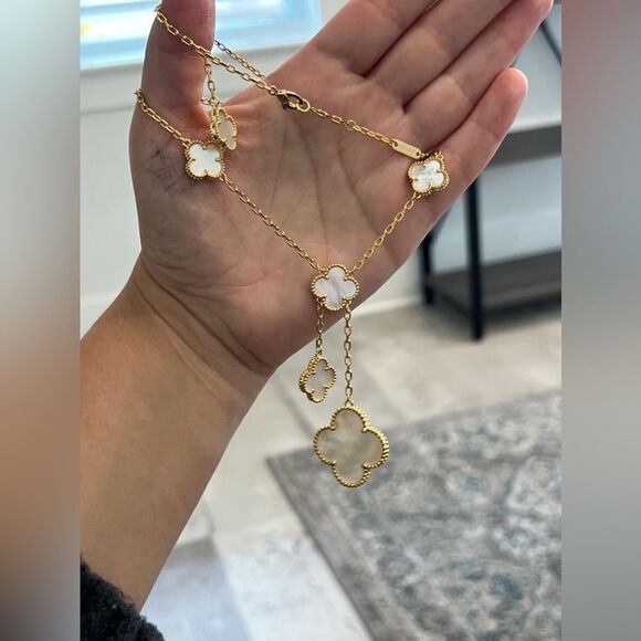 18k Gold Plated Lucky Clover Alhambra Magic Necklace - Picture 11 of 17